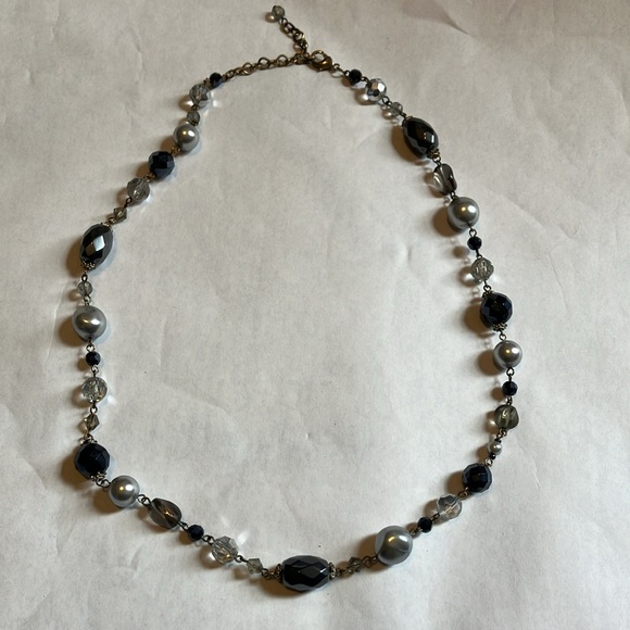 Black and Grey Necklace Lot - 2 Necklaces - Picture 6 of 10